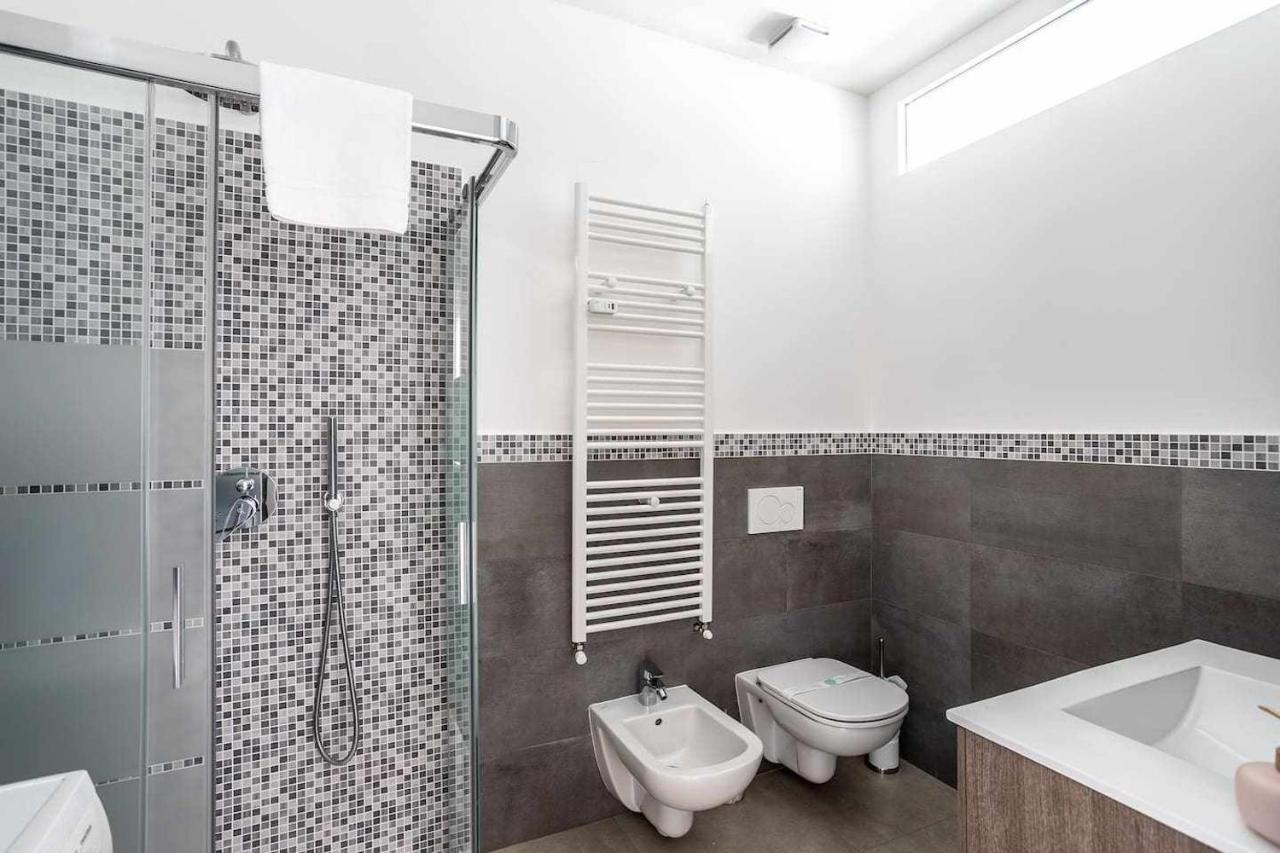 Milano City Apartments - Parking And Comfort - Spacious Apt Up To 8 Pax 외부 사진